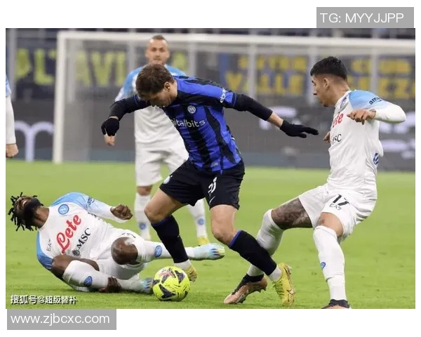 意甲争冠如同生死搏斗每轮换领头羊的惨烈竞争让人瞠目结舌